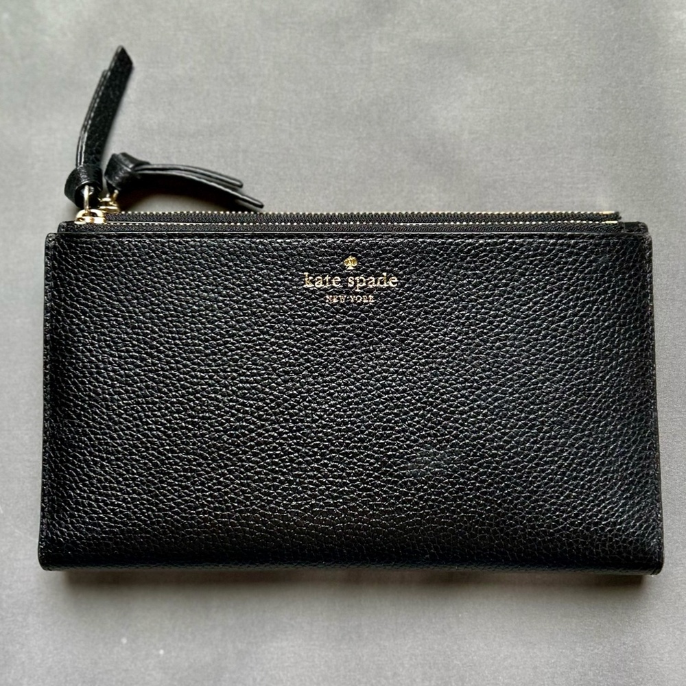 Kate Spade Wallet in Black Pebble Leather